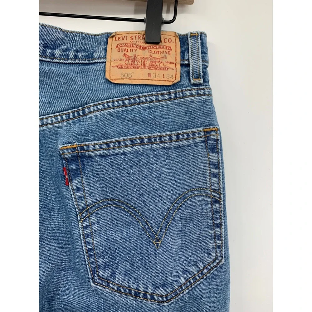 Vintage Levis Jeans Mens 32x32 Straight Leg Y2K Fade Denim (Tag 34x34)